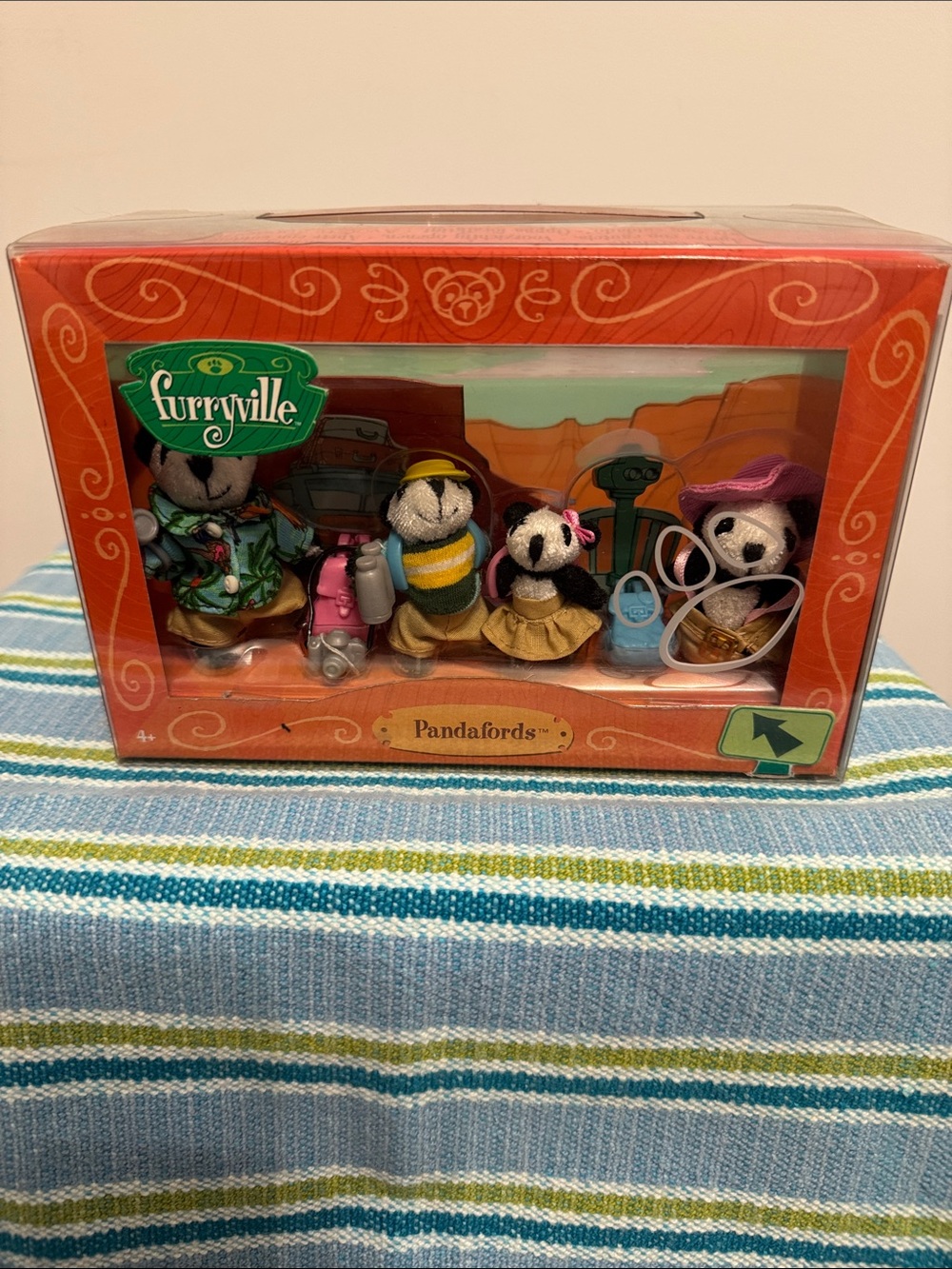VTG 2004 Furryville Mattel "Pandafords on Vacation" Figure Playset - NIB Rare